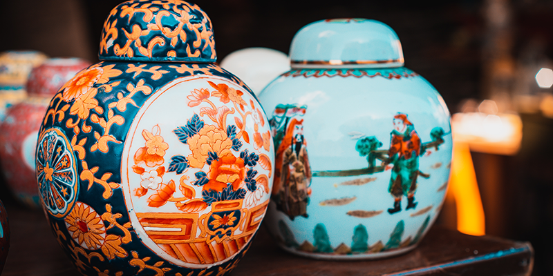 Antique china displayed in a market in Istanbul